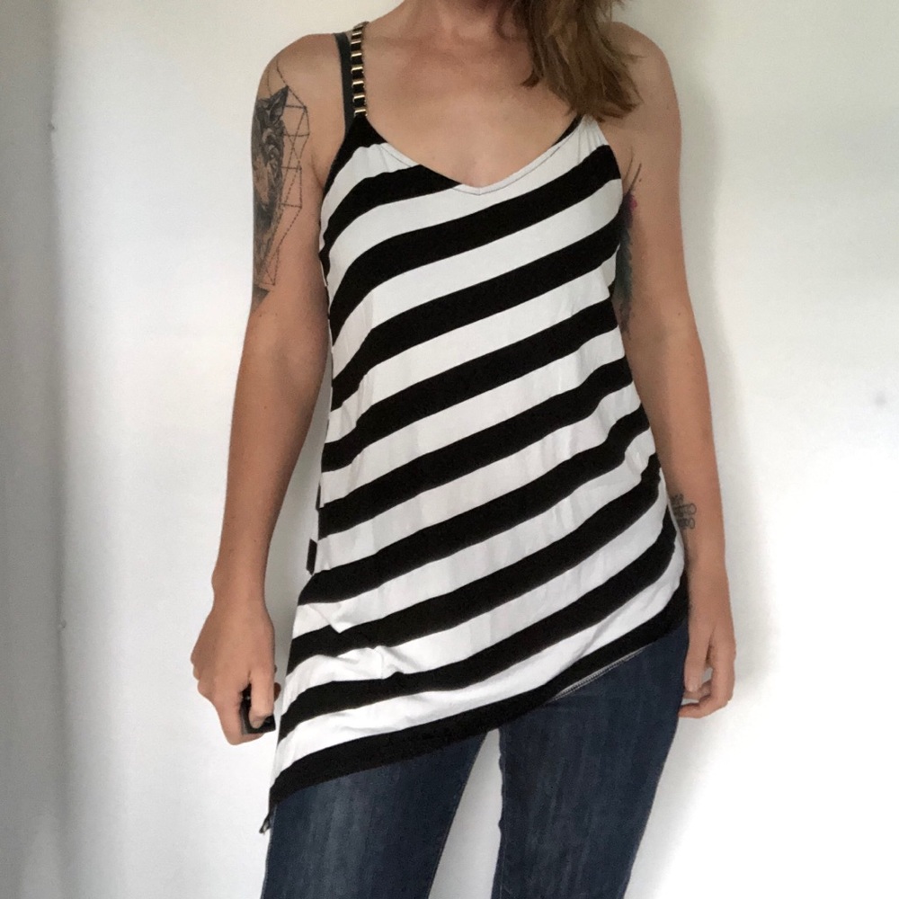 WHBM Angle Cut Chain Link Tank